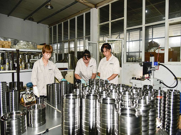 六類精密軸承發熱是什么原因造成的？具體解決方法